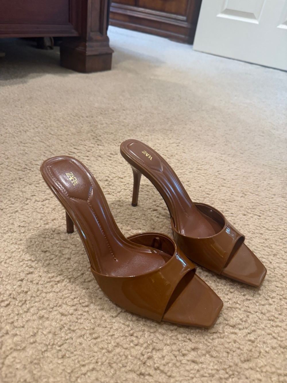 ZARA Tan Patent Leather Square-Toe Stiletto Mules